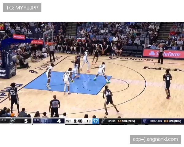 杰·伦·杰克逊二世三分命中率提升显著，拉开对阵勇士防线差距