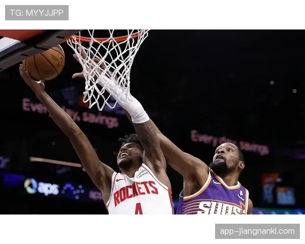 米德尔顿与字母哥挡拆无球投射比单打更高效